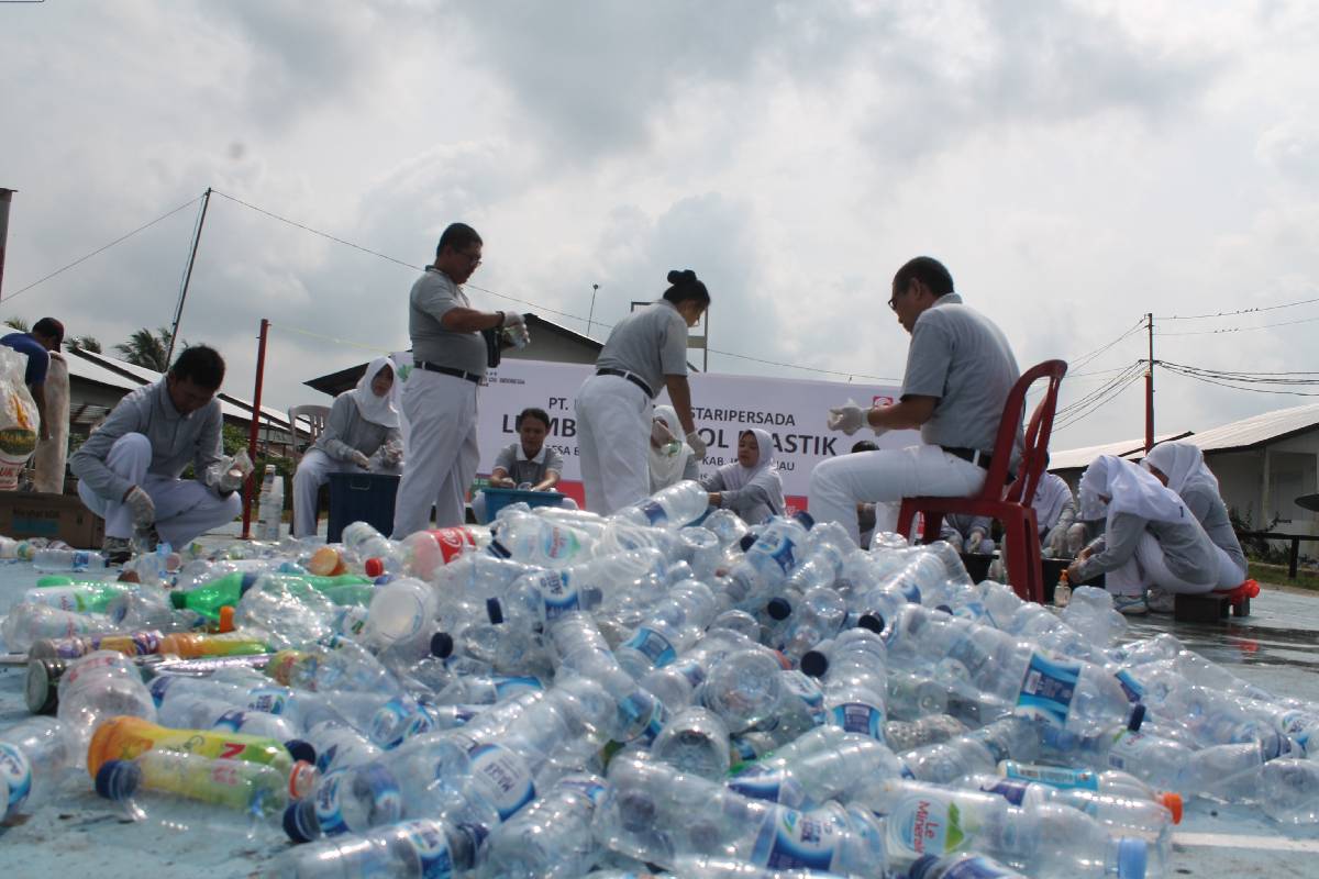 Bukit Plastik Menjadi Bukit Intan