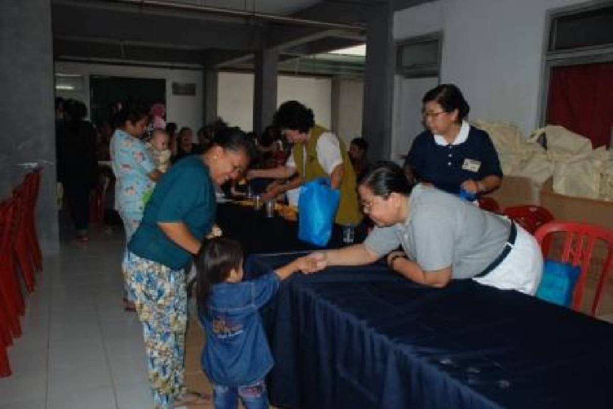 Memberi Dengan Cinta Kasih