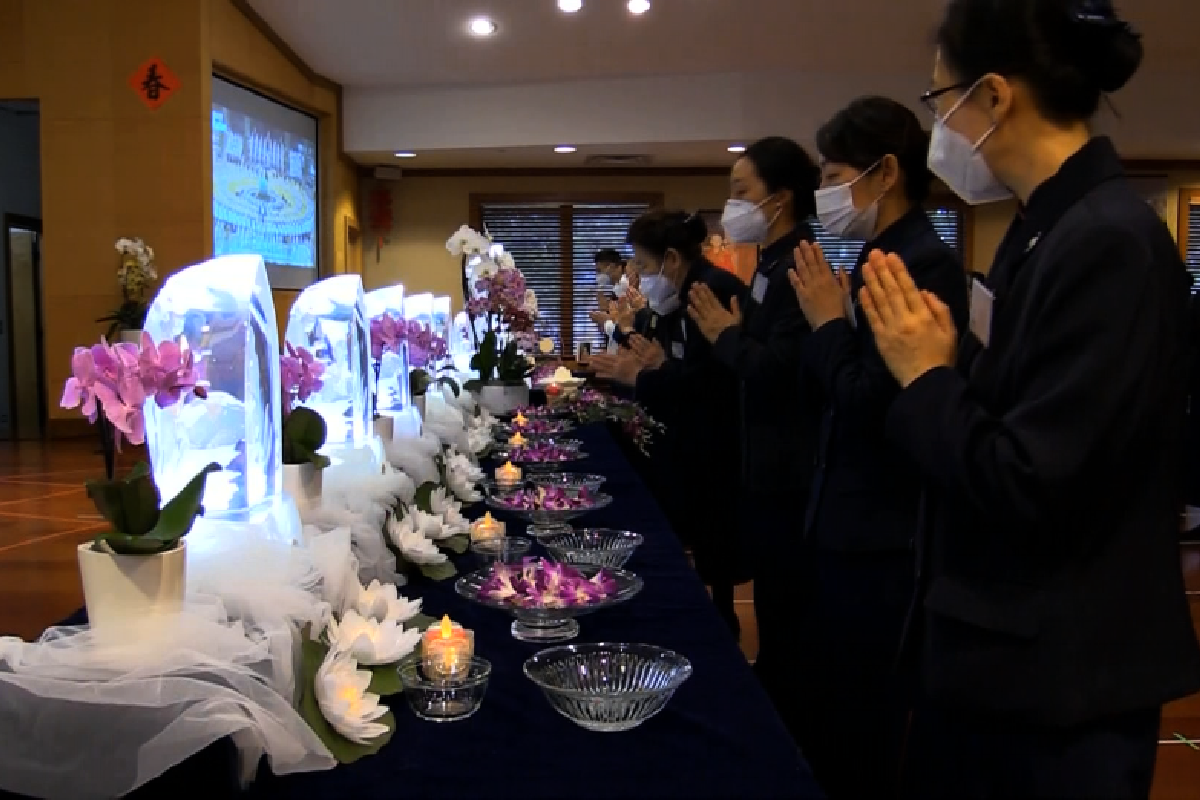 Ceramah Master Cheng Yen: Membangkitkan Hati Buddha dan Mempraktikkan Dharma