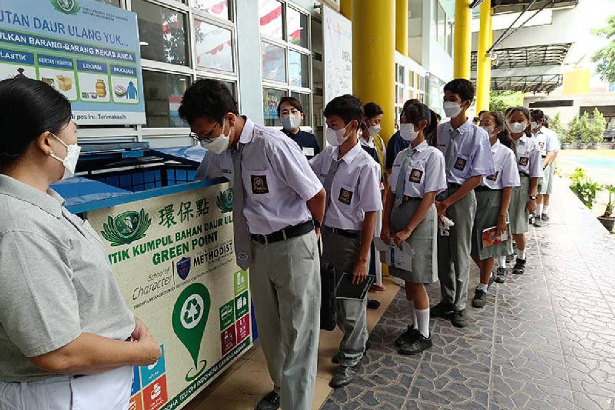 Atasi Sampah Sekolah dengan Green Point