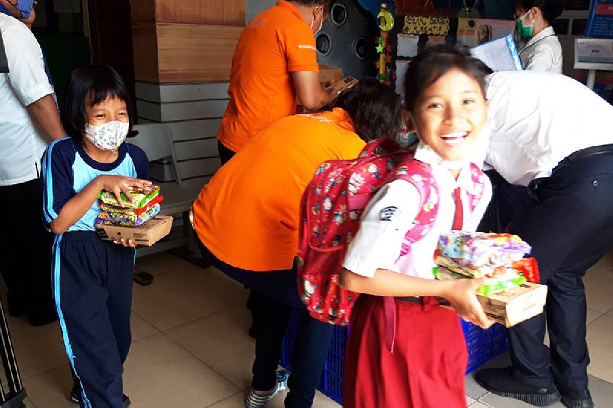 Tzu Chi School Peduli, Tzu Chi School Berbagi