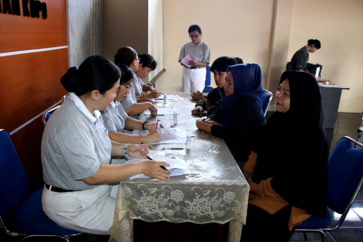 Memberikan Kebahagiaan dalam Wujud Renovasi Rumah Tak Layak Huni