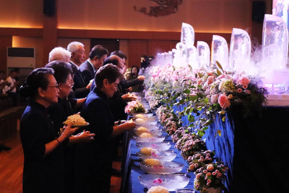 Waisak di Tzu Chi Bandung, Menapaki Jalan Kebajikan