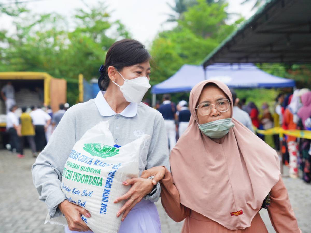 Sani Husiana: Relawan Tzu Chi Medan