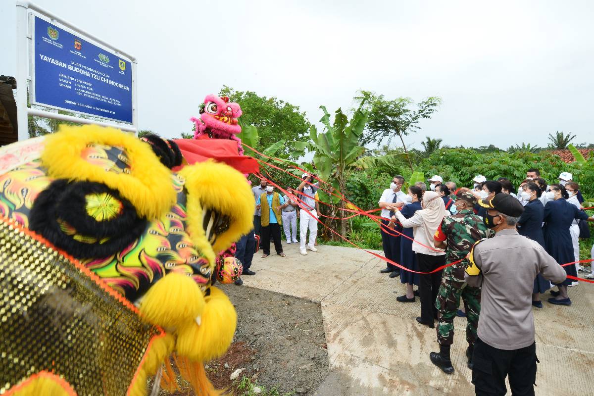 Peresmian Jalan Cinta Kasih di Kampung Simpak