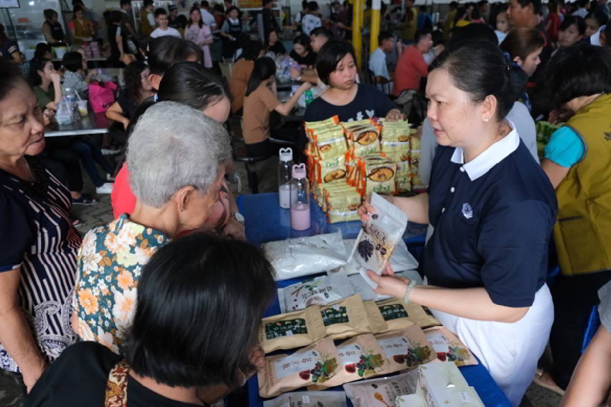 Bazar Vegetarian Pertama Tzu Chi di Tanjung Pinang