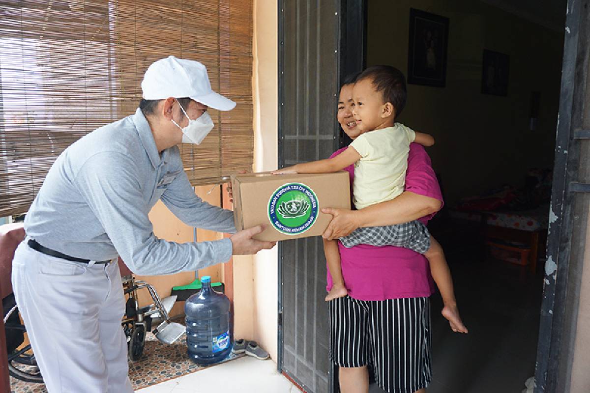 Ketegaran Lena Menjadi Tulang Punggung Keluarga