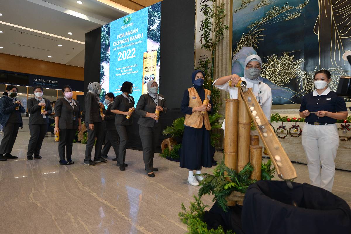 Koin Cinta Kasih Perdana dari Tzu Chi Hospital