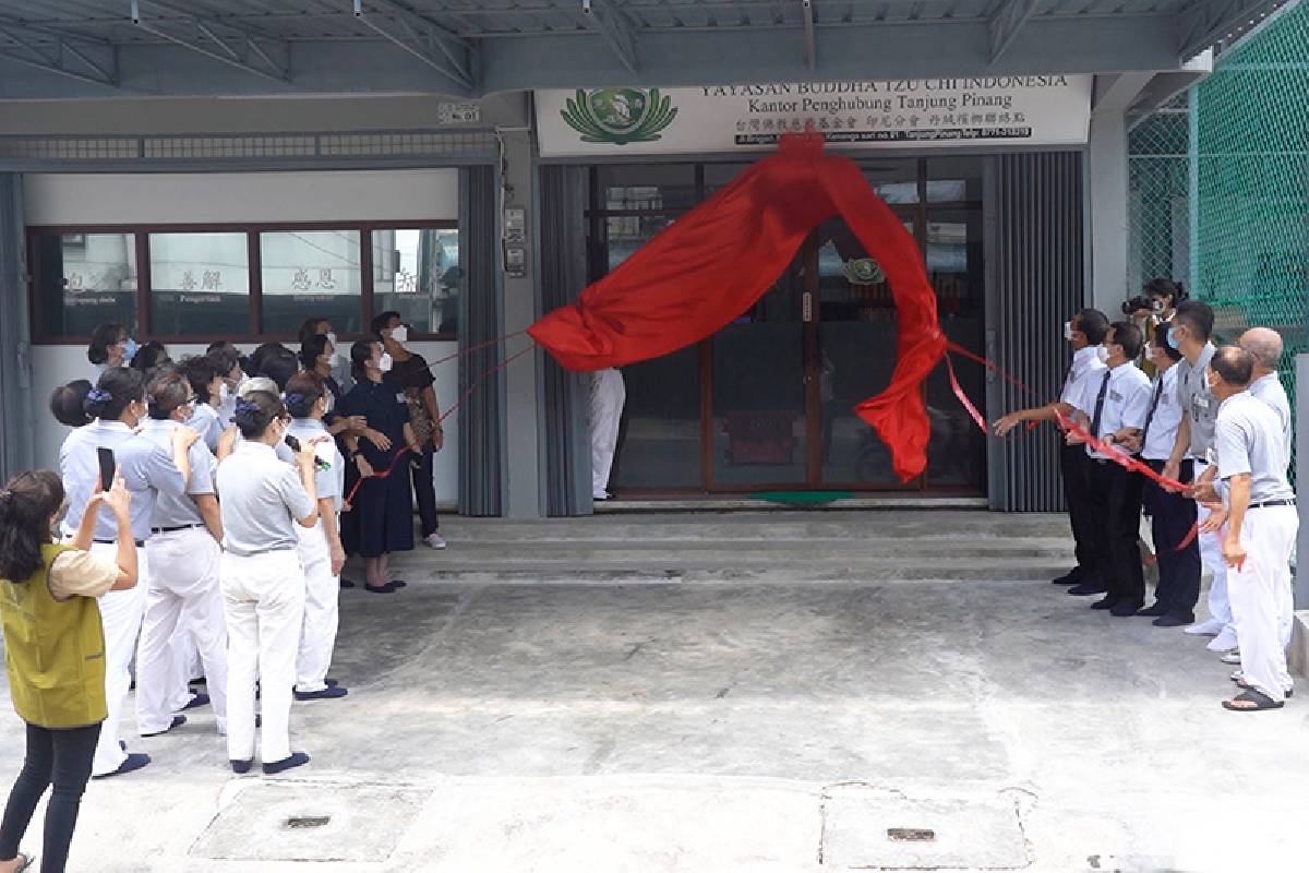 Berkat Jalinan Jodoh Baik, Tzu Chi Tanjung Pinang Memiliki Kantor Baru