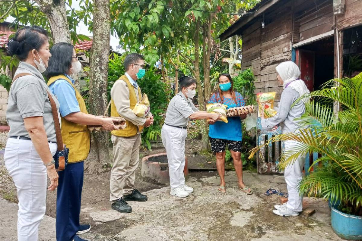 Paket Cinta Kasih Imlek di Tualang, Riau