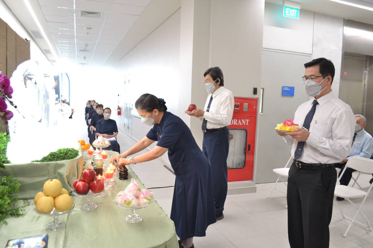 Persiapan Tzu Chi Hospital dengan Kebaktian Sutra Bhaisajyaguru