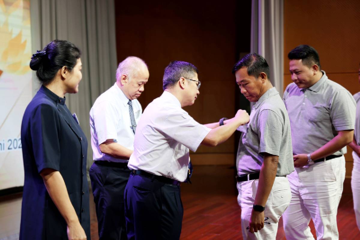 Sebuah Tekad Menjadi Keluarga Besar Tzu Chi
