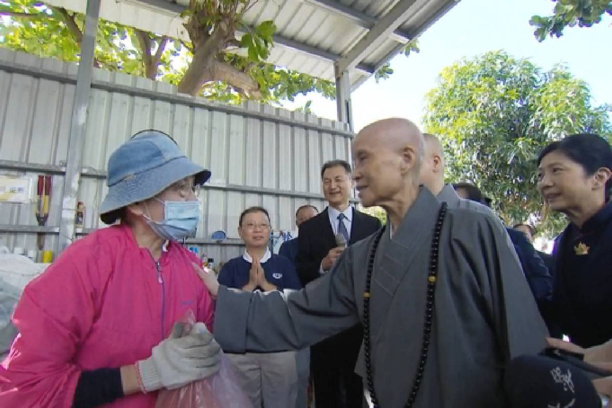 Ceramah Master Cheng Yen: Membimbing Semua Makhluk Melalui Misi Budaya Humanis