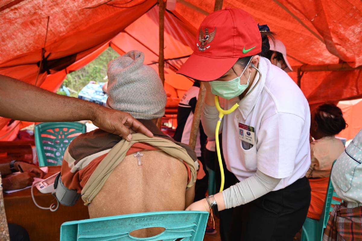 Baksos Kesehatan Tzu Chi Indonesia Hadirkan Harapan dan Ketenangan bagi Warga di Tengah Dampak Gempa NTT