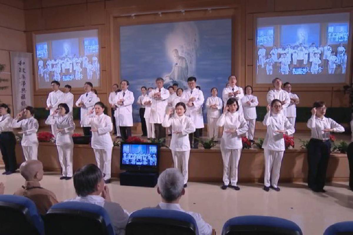 Ceramah Master Cheng Yen: RS Tzu Chi Dalin Melindungi Kehidupan