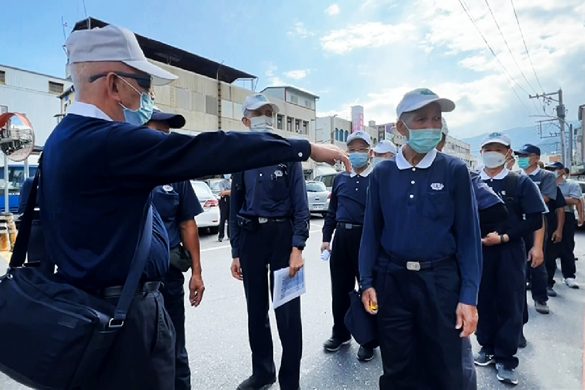 Ceramah Master Cheng Yen: Membawa Manfaat bagi Semua Makhluk dan Mewariskan Permata dalam Keluarga