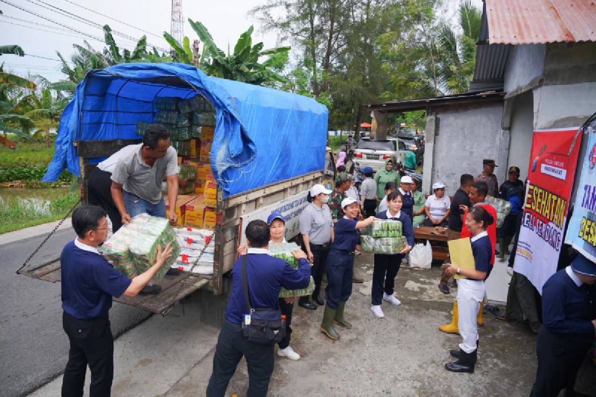 Peduli Bencana Sumatera: Membawa Kehangatan di Tengah Bencana