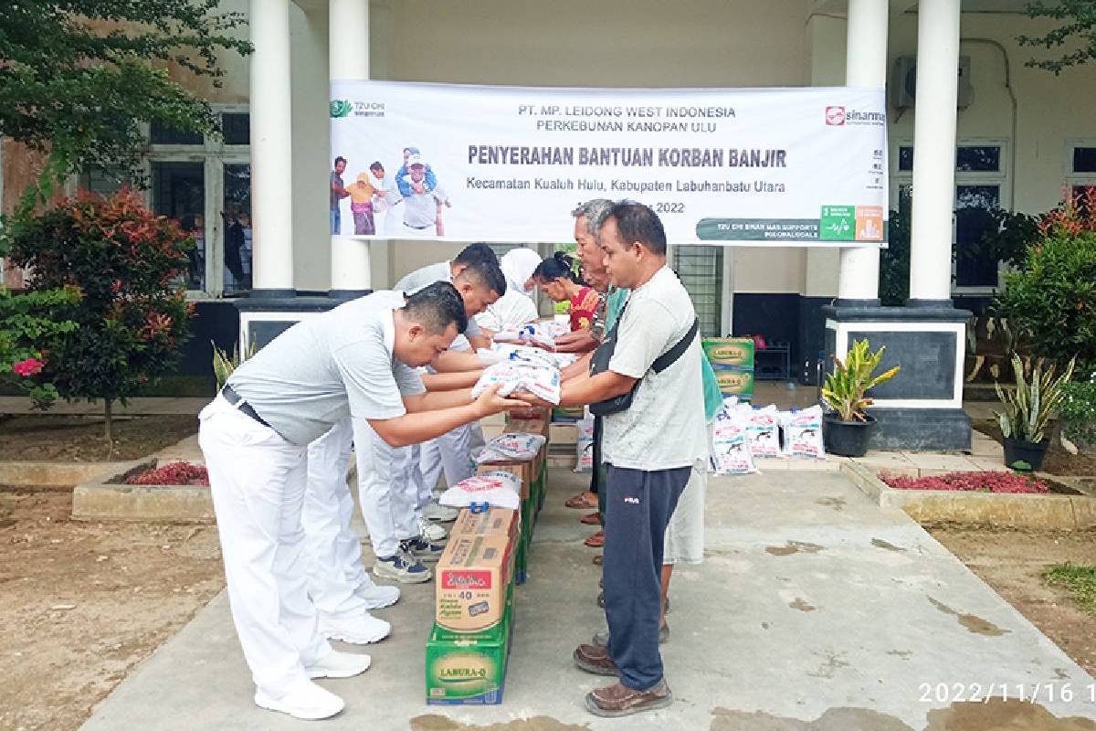 Bantuan pascabanjir untuk Warga Aek Kanopan