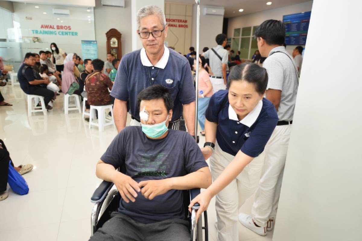 Baksos Kesehatan Tzu Chi ke-155: Mengobati dengan Hati, Memulihkan Harapan Masyarakat Pekanbaru dan Sekitarnya