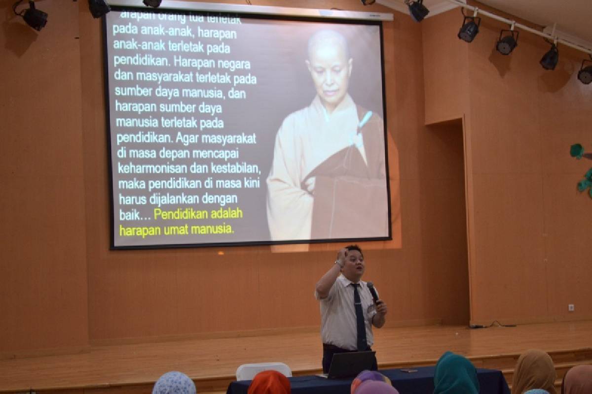 Perilaku Anak terbentuk Bagaimana Orang tua Mendidiknya