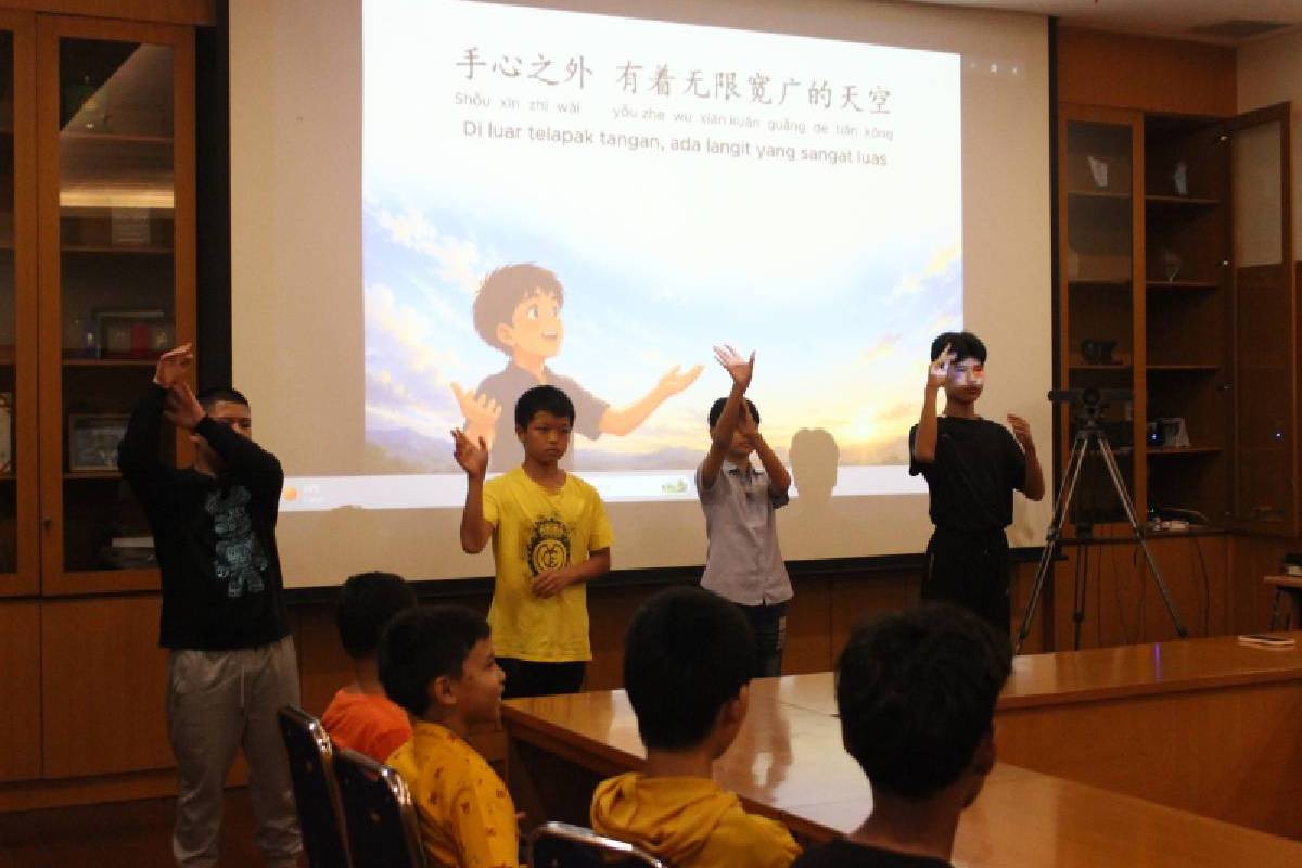 Mempererat Hubungan dengan Gathering Gan En Hu