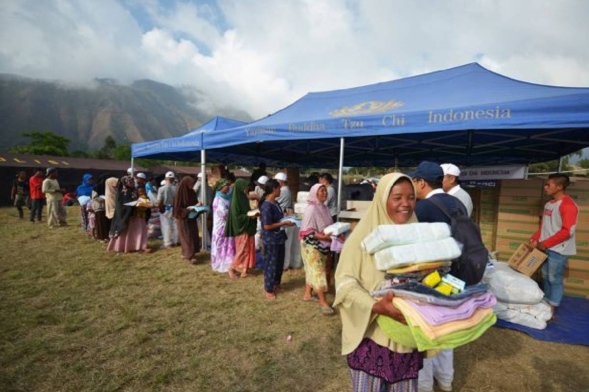 Memulihkan Surga Kecil di Kaki Gunung Rinjani