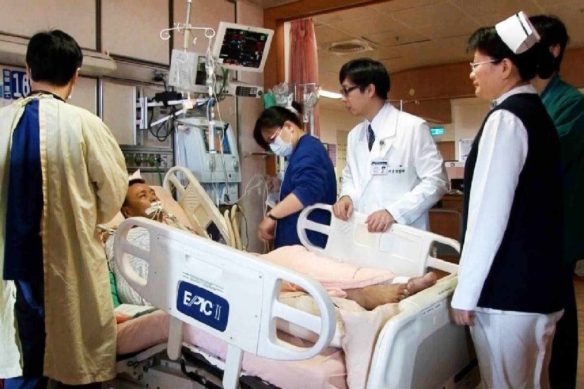 Ceramah Master Cheng Yen: Melindungi Dunia dengan Cinta Kasih