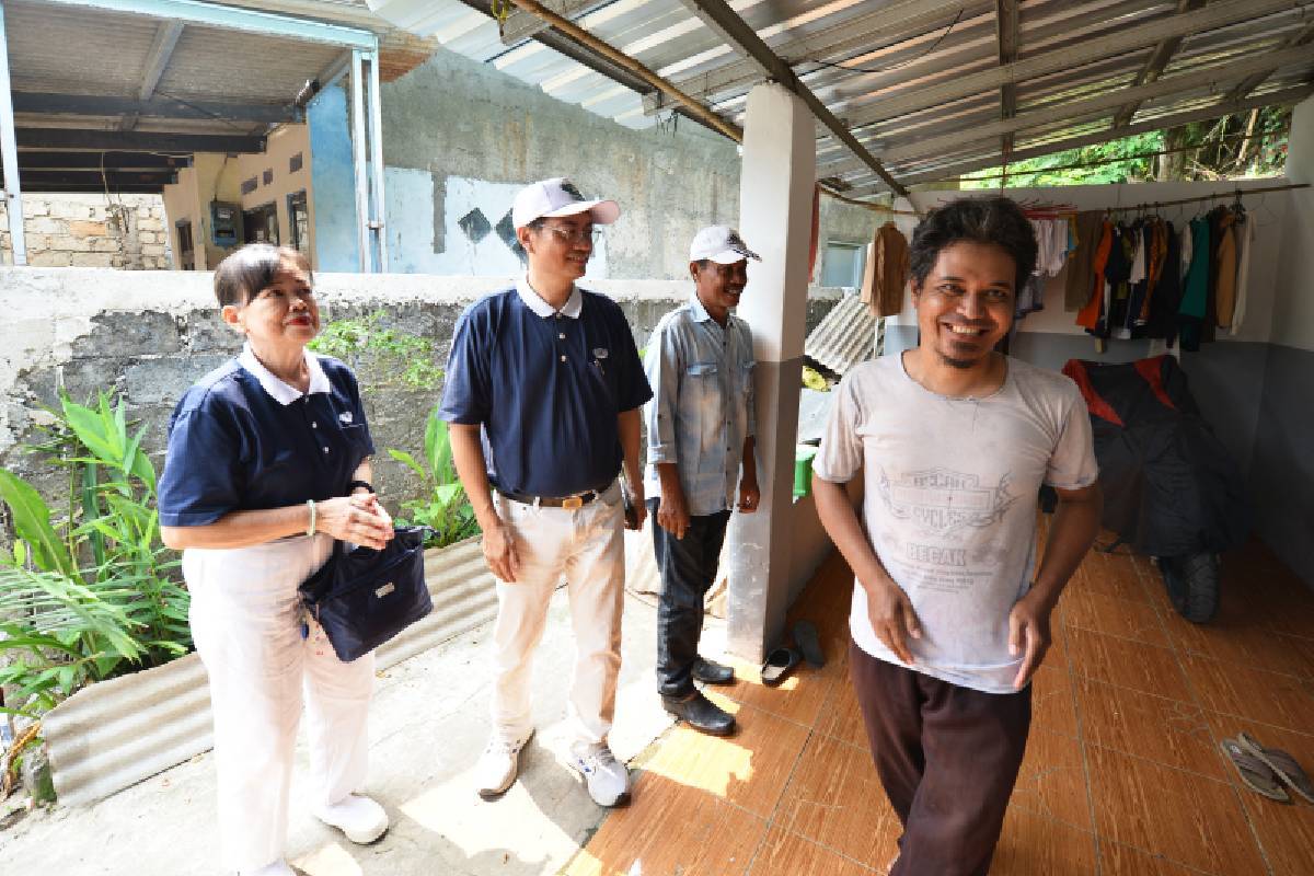 Renovasi Rumah Tidak Layak Huni di Depok: Mengembalikan Rasa Aman bagi Keluarga Gunawan