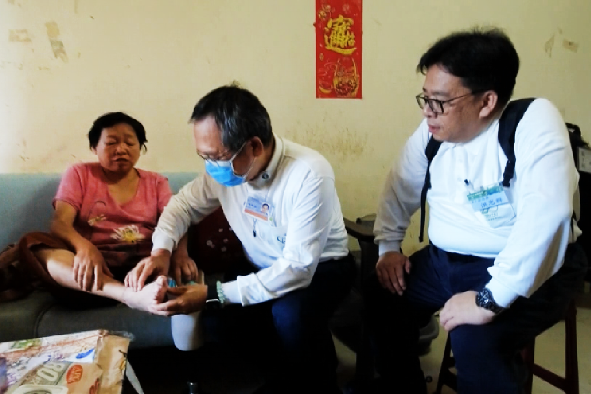 Ceramah Master Cheng Yen: Melindungi Kehidupan dan Menyebarkan Semangat Misi Kesehatan