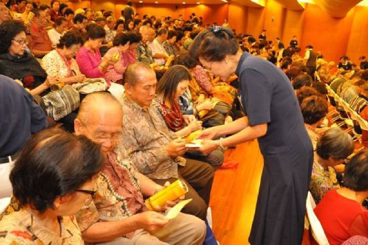 Menyebarkan Cinta Kasih Tzu Chi