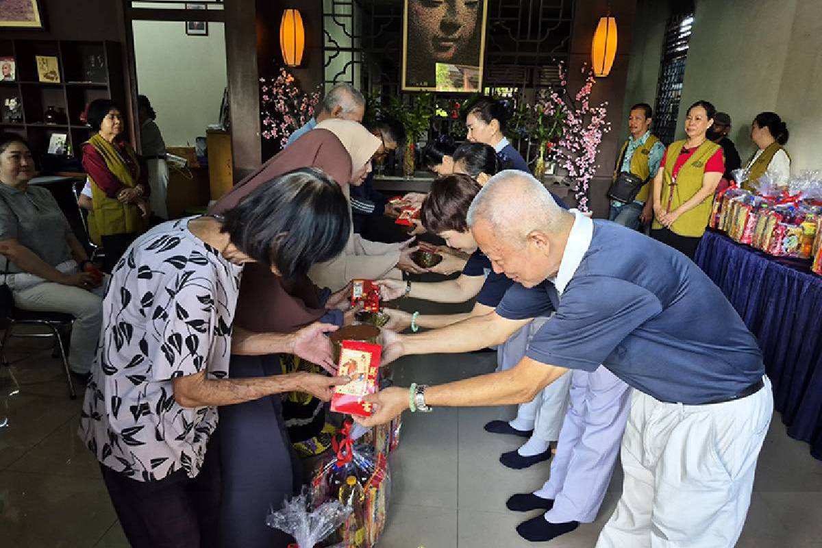 Paket Imlek 2026: Gathering Gan En Hu dan Berbagi Jelang Imlek