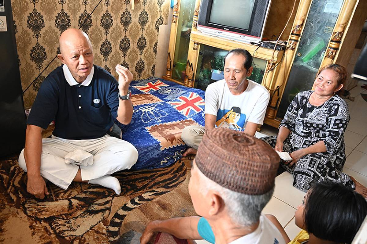 Bedah Rumah di Kamal Muara: Membantu Hingga Mandiri