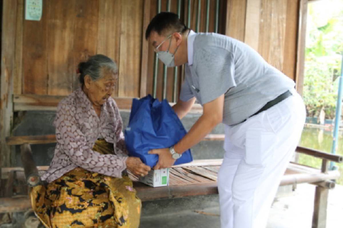 Bersyukur dan Berbagi di Tahun Baru Imlek