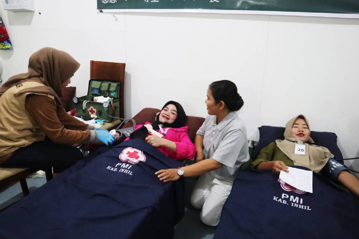 Setetes Keberanian, Sejuta Harapan: Pengalaman Donor Darah Pertama Kali