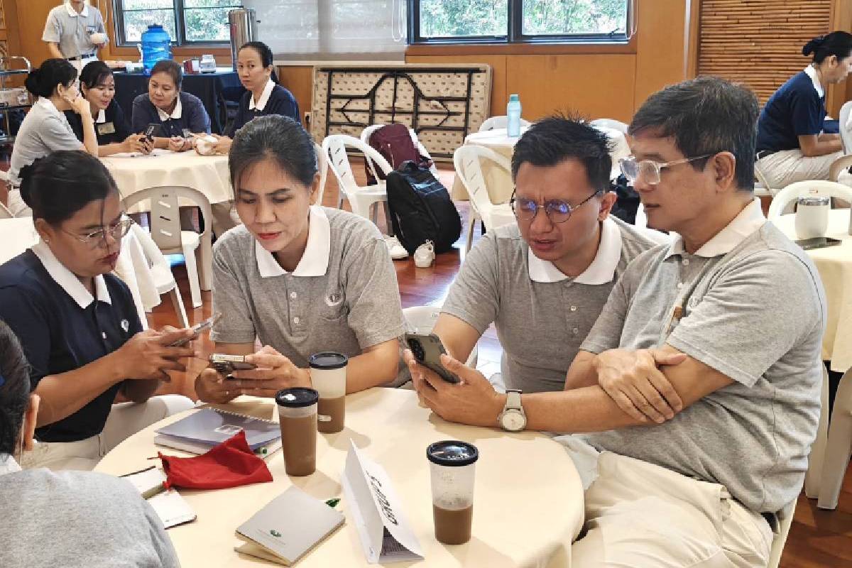 Merekam Ketulusan, Menyebarkan Inspirasi Melalui Lensa Telepon Genggam