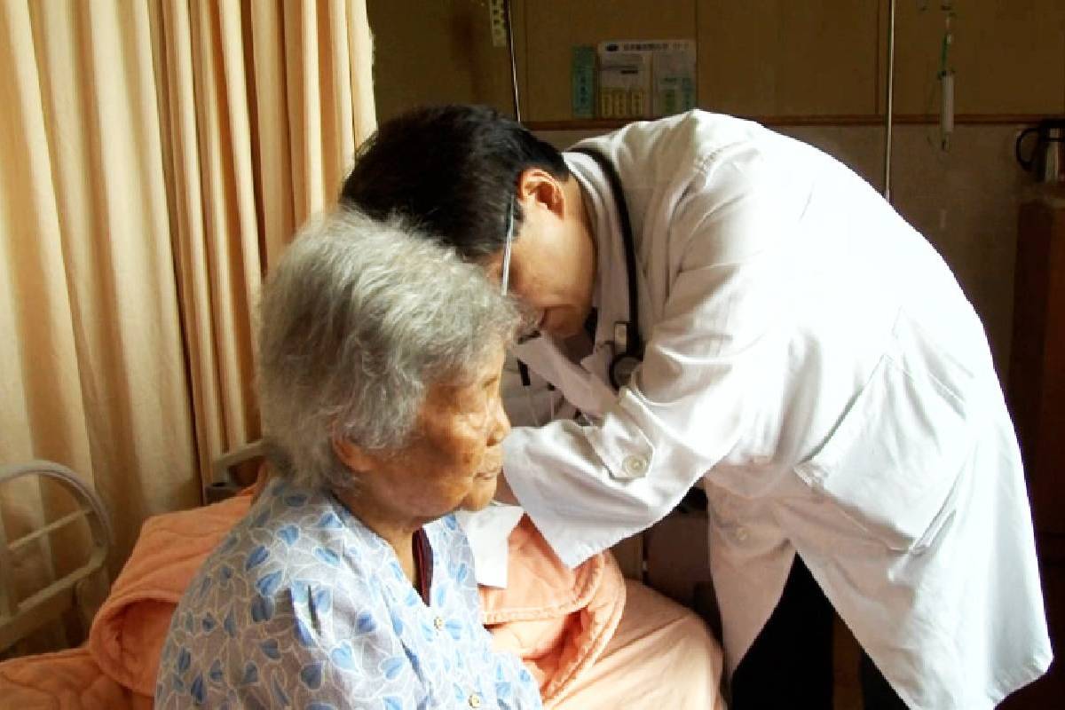 Ceramah Master Cheng Yen: Memperlakukan Pasien bagai Keluarga dan Memupuk Jalinan Jodoh Berkah   