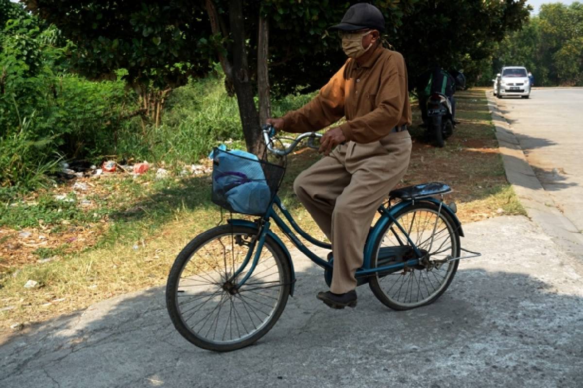 Tak Ingin Sekadar Diberi