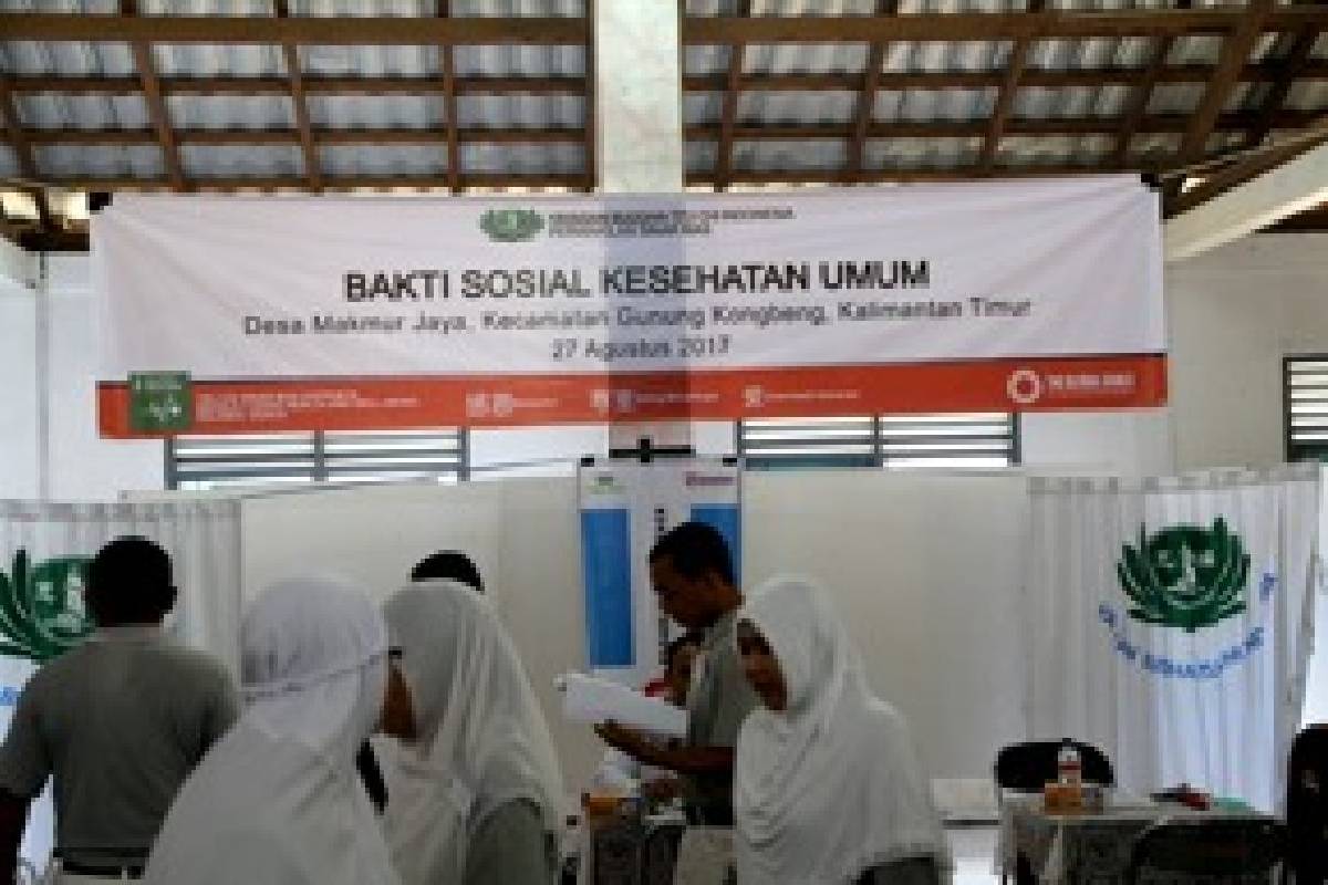 Bakti Sosial, Wujud Cinta Kasih Relawan di Gunung Kongbeng