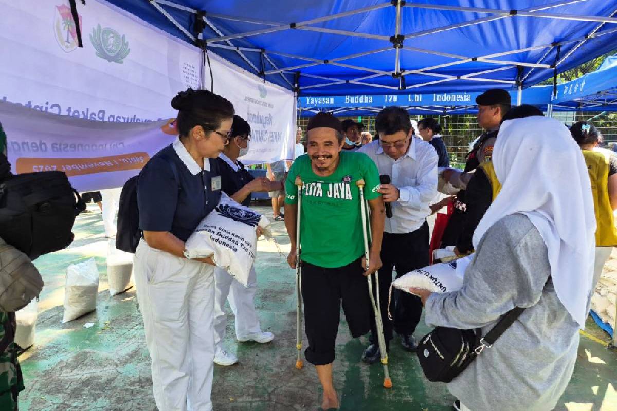 Cinta Kasih di Tengah Fluktuatif Harga Kebutuhan Pokok