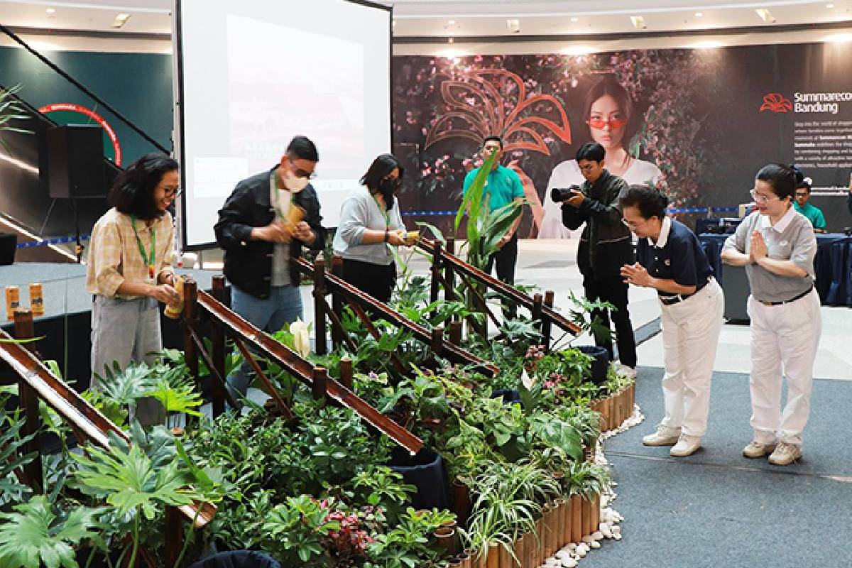 Semangat  Celengan Bambu di Summarecon Mall Bandung