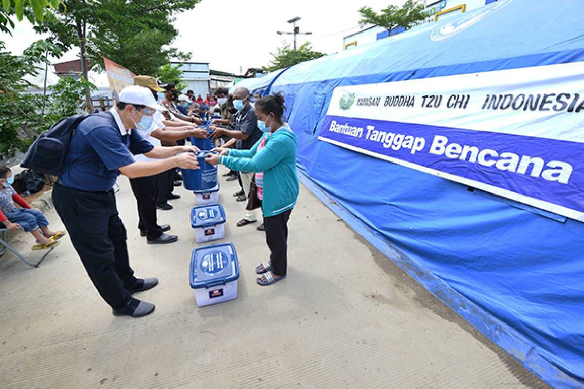 Peduli Korban Kebakaran di Cengkareng