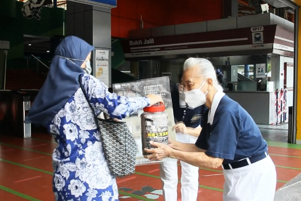 Ceramah Master Cheng Yen: Mempraktikkan Tiga Kebajikan di Jalan Kebenaran   
