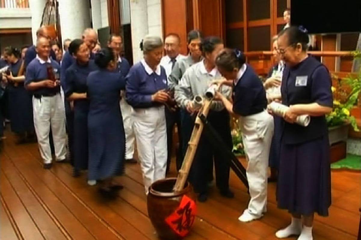 Ceramah Master Cheng Yen: Memiliki Hati bagai Bunga Teratai untuk Menyelamatkan Semua Makhluk