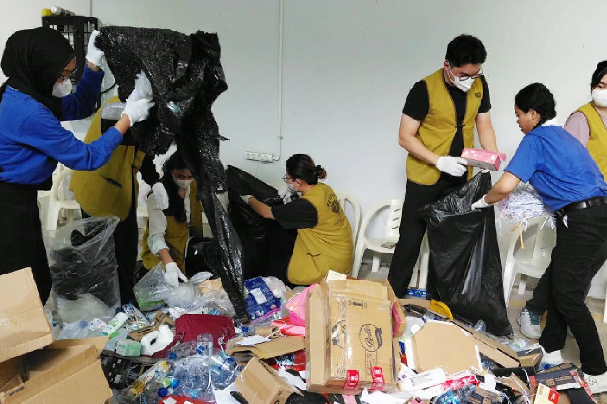 Dari Sampah Menjadi Emas, dari Emas Menjadi Cinta Kasih