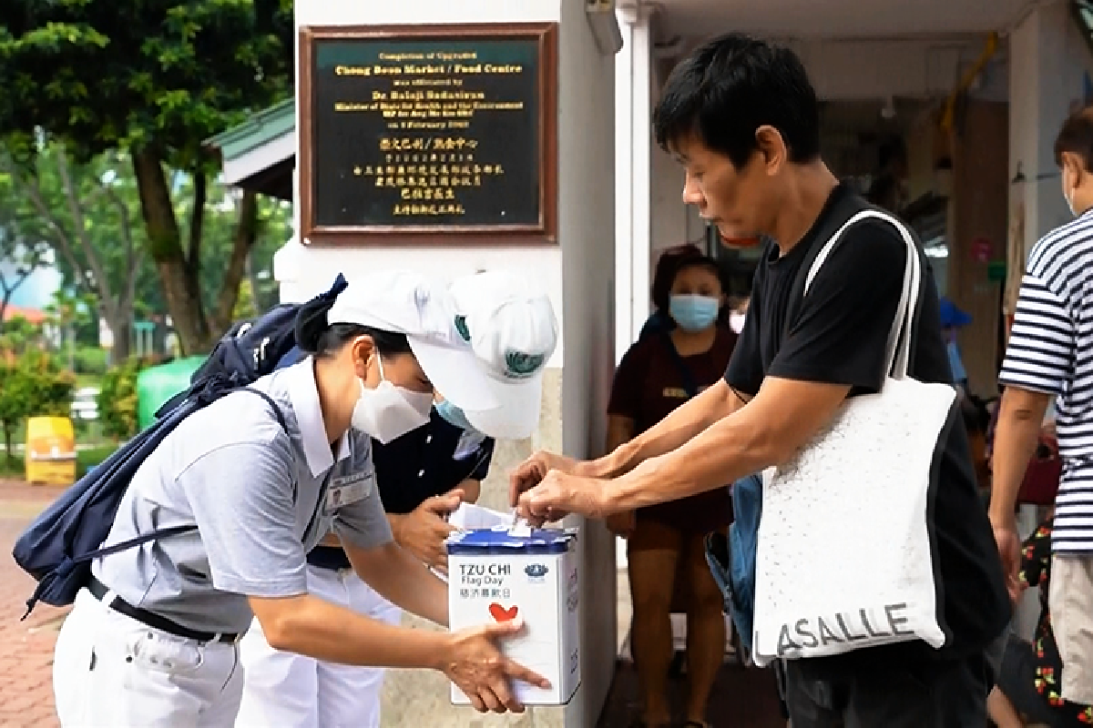 Ceramah Master Cheng Yen: Mewariskan Pelita Hati dari Generasi ke Generasi   