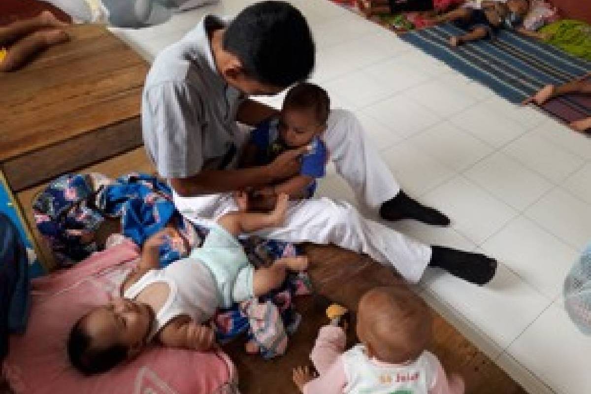 Wujud Cinta Kasih Pada Anak-Anak