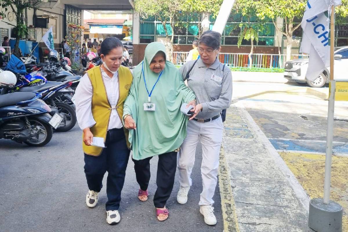 Tebar Cinta Kasih Lewat Baksos Kesehatan di Pematang Siantar