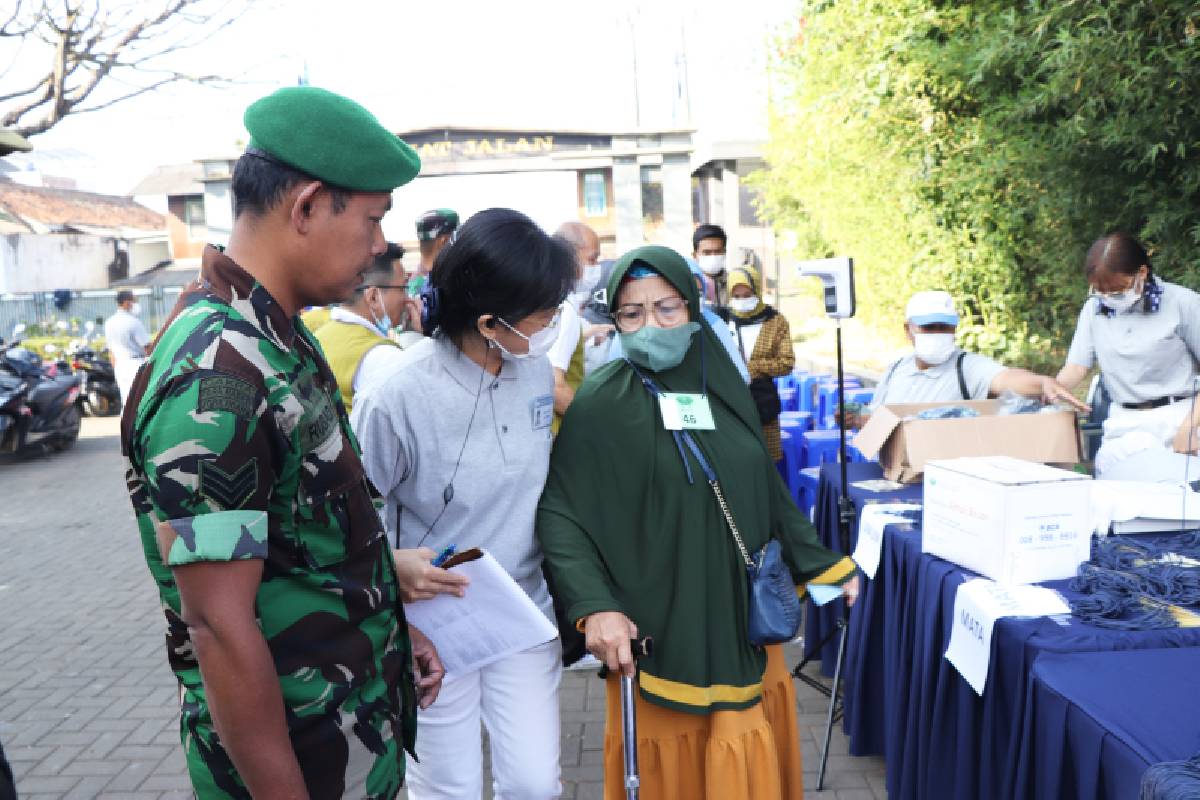 Baksos Kesehatan di Gedung SDN Unggulan Cinta Kasih Pangalengan 