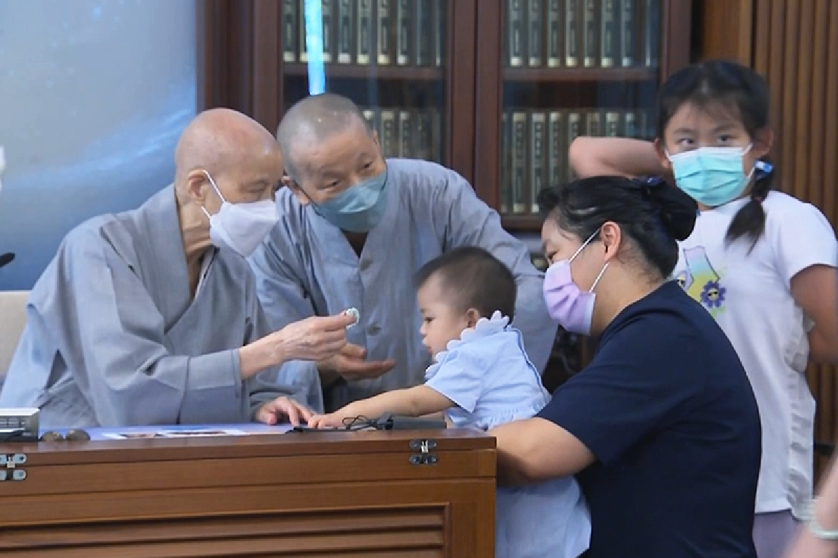 Ceramah Master Cheng Yen: Memperpanjang Jalinan Kasih Sayang di Jalan Bodhisatwa  