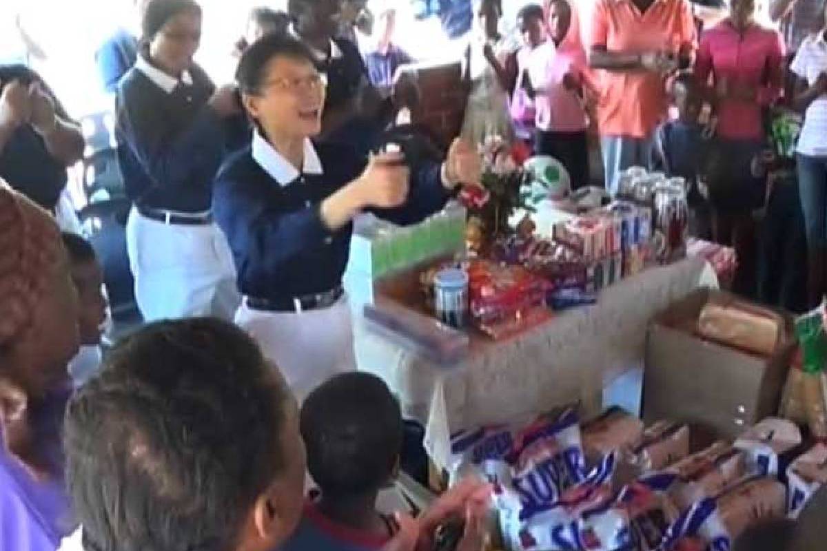 Ceramah Master Cheng Yen: Bekerja Sama dengan Harmonis Menyebarkan Cinta Kasih ke Seluruh Dunia